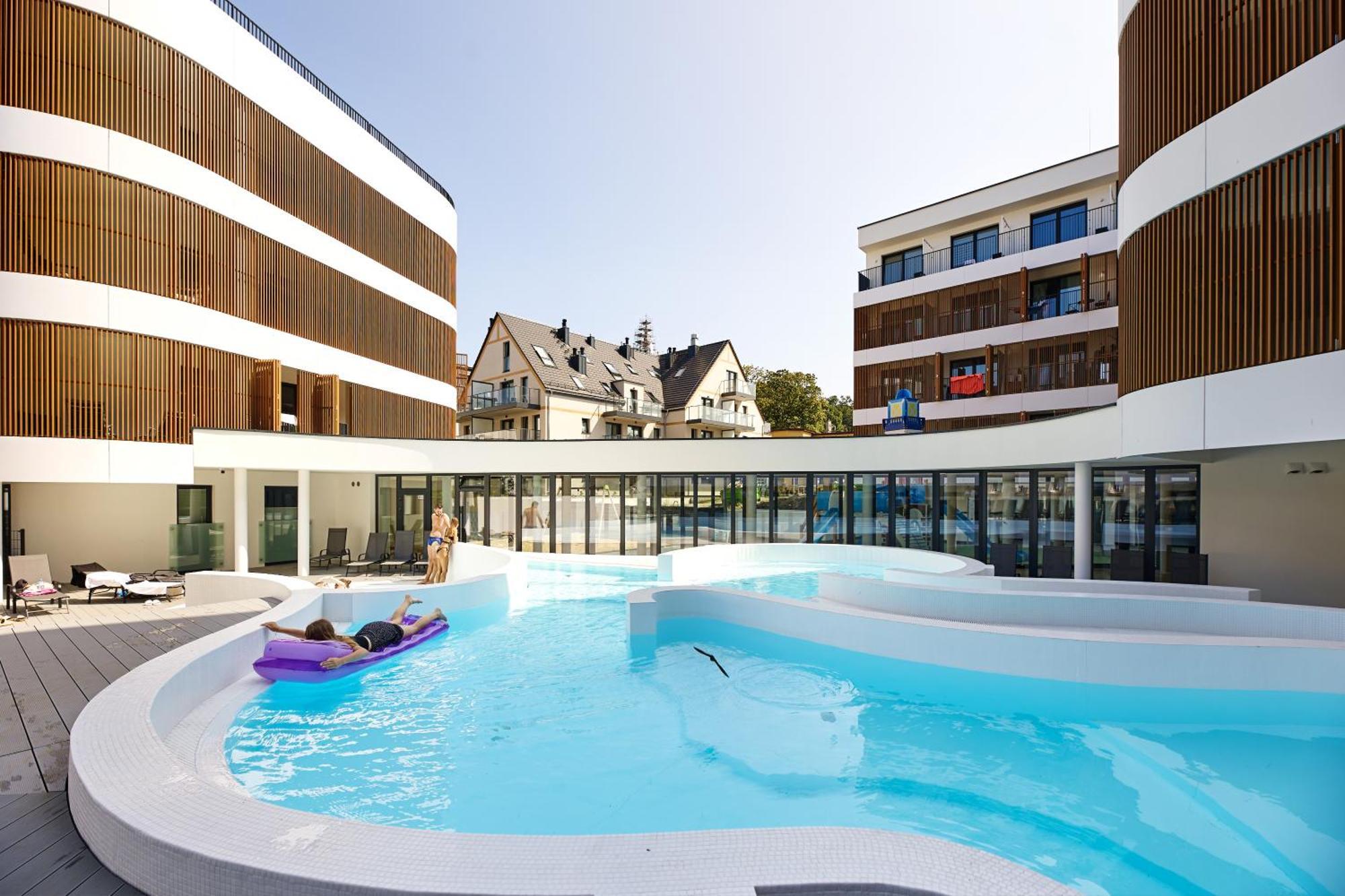 Baltic Waves - Pool & Apartment Miedzyzdroje