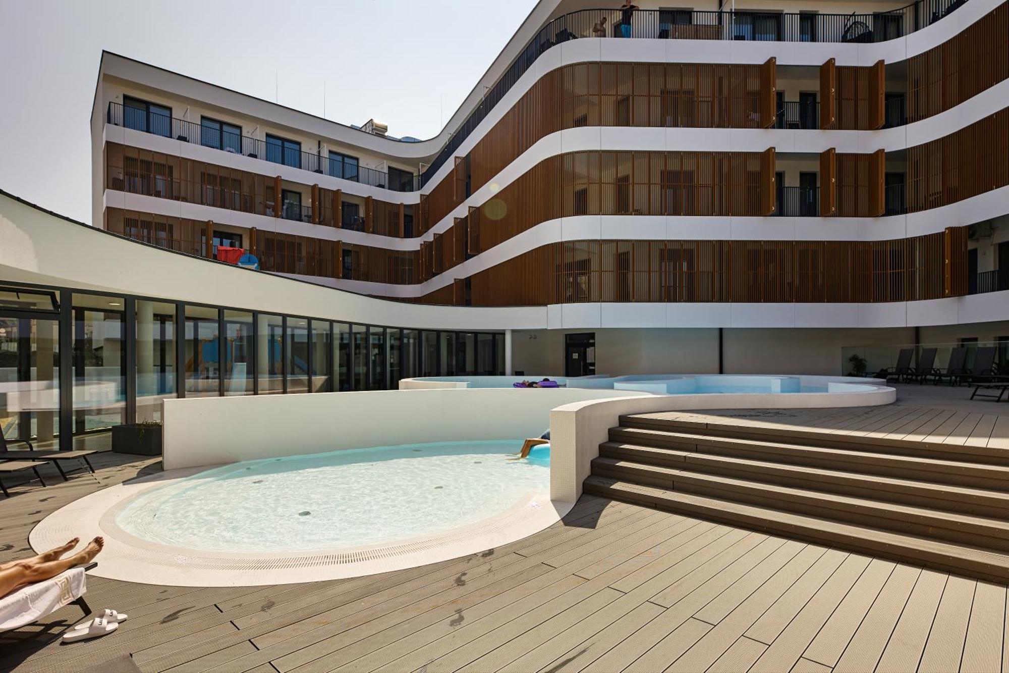 Apartment Baltic Waves - Pool & *