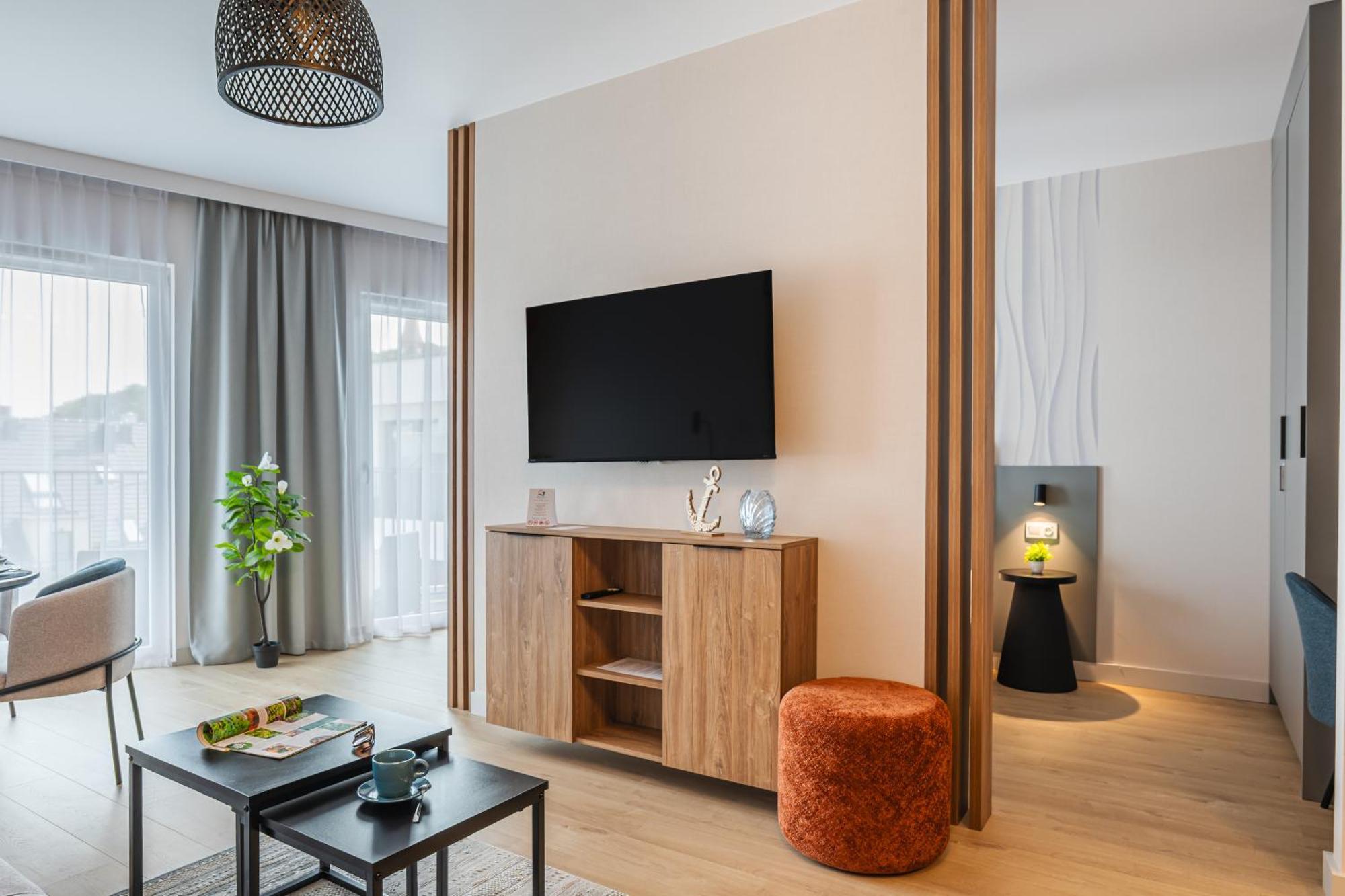 Baltic Waves - Basen, Sauna Apartment